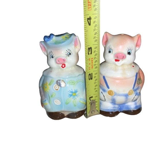 Vintage Pig Couple Salt and Pepper Animal Set - Picture 13 of 14